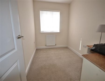 3 Bedroom Semi Detached To Let - Photo 5