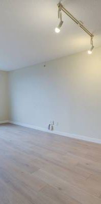 Spacious 1 Bedroom 1 Bathroom Steps to Joyce Skytrain Station - Photo 1