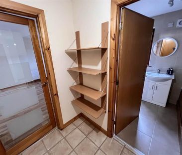 32b Mark Street, Newtownards, BT23 4DT - Photo 4