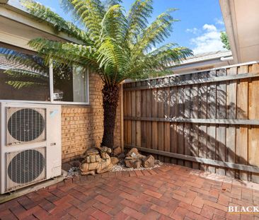 3 Bedroom Home In Florey - Photo 1