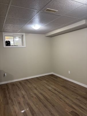 For Lease - 333 Berry Street, Shelburne, Ontario - Photo 1