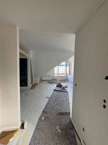 ERSTBEZUG!!! Helle 2-Zimmer DG-Wohnung mit Loggia in Winterhude - Foto 5