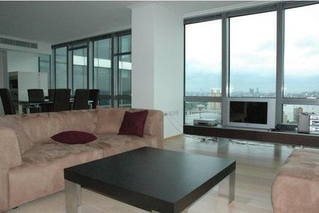 No.1 West india Quay, Canary Wharf, London, E14 - Photo 2