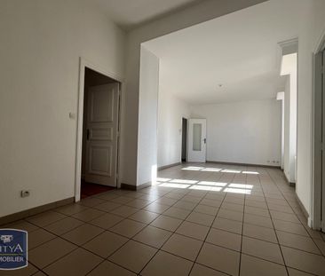Location Appartement 3 pièces 80m² MACON 71000 - Photo 3