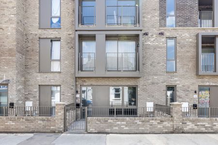 To Let 2 Bedroom Other - Photo 5
