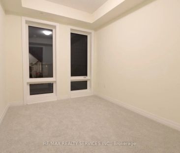 245 Mclevin Avenue #15 - Photo 6