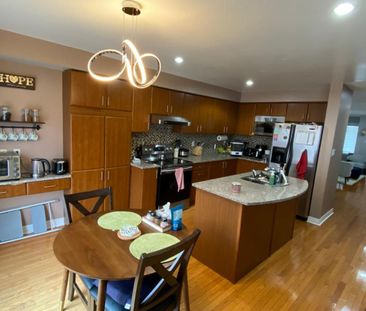 For Lease - 9 Fairhill Avenue, Brampton, Ontario - Photo 4