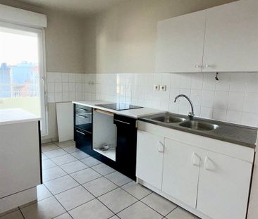 Location Appartement 2 pièces 48m² CLERMONT FERRAND 63000 - Photo 2