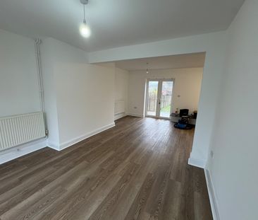 2 bedroom semi-detached house to rent - Photo 1