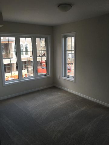 For Lease - 2441 Greenwich Drive Unit# 128, Oakville, Ontario - Photo 4