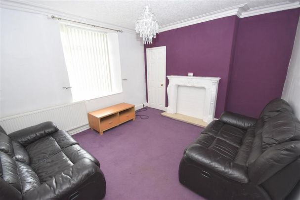 3 bedroom terraced house to rent - Photo 1