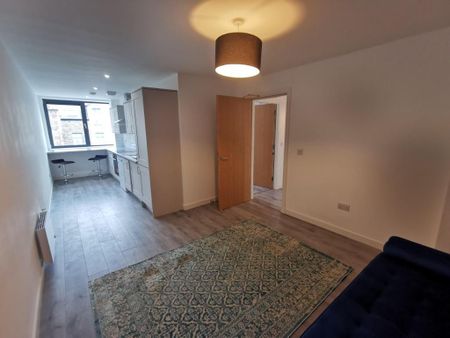 2 bedroom flat to rent - Photo 3