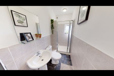 Room in a Shared House, Hafton Road, M7 - Photo 4