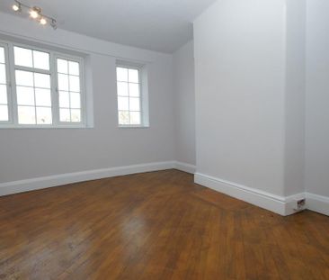 3 bedroom apartment to rent - Photo 5