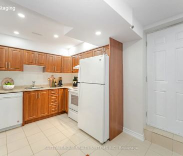 79 Footbridge Crescent #LOWER - Photo 5