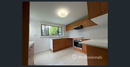 Well presented 2 bedroom home - Photo 3