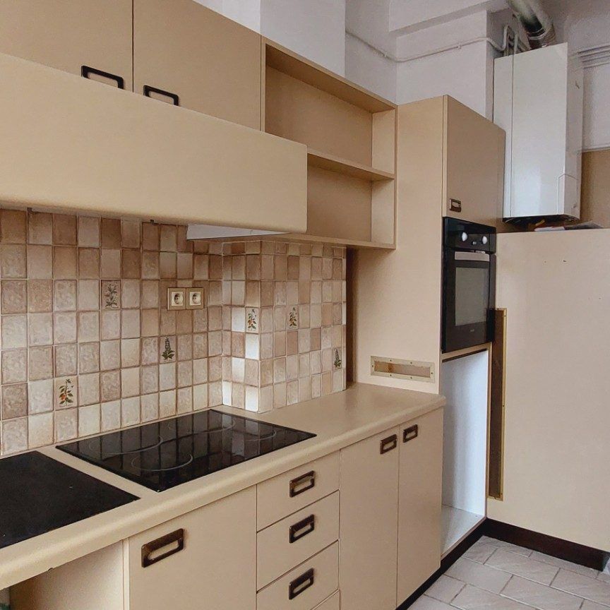 Location Appartement 3 pièces 60m² MARSEILLE 5ème - Photo 1