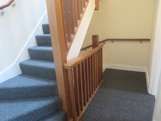 30 Richmond Park, Upper Lisburn Road , Belfast , BT10 0HB - Photo 1