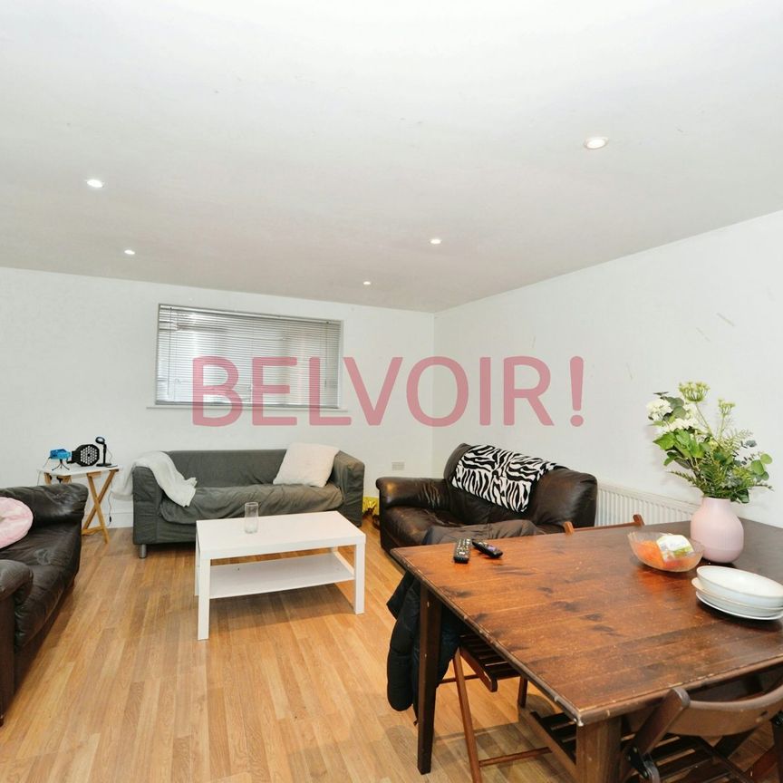 Semi-detached house to rent on - Photo 1