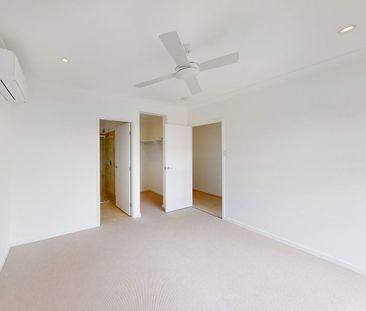 Modern Family Living in the Heart of Nirimba - Photo 2