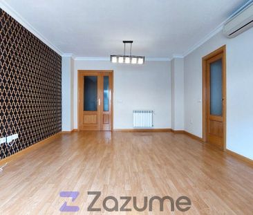 Piso de alquiler en Av. del Hospital, Universidad - Hospital - Photo 1