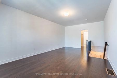 Condo Townhouse For Lease | W9245254 - Photo 4