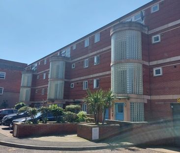 1 Bed Flat, Hermon St, NG7 - Photo 4