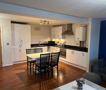 2 bedroom apartment to rent - Photo 3