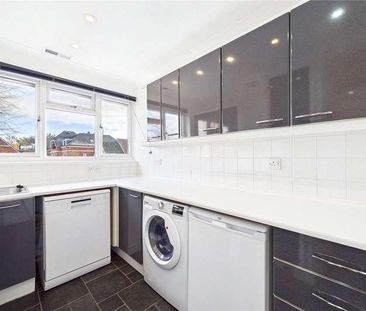 Redfield Court, Newbury, Berkshire, RG14 - Photo 5