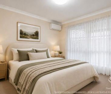 Spacious Family Townhouse – Downstairs Ensuite Bedroom, 5 Air Condi... - Photo 3