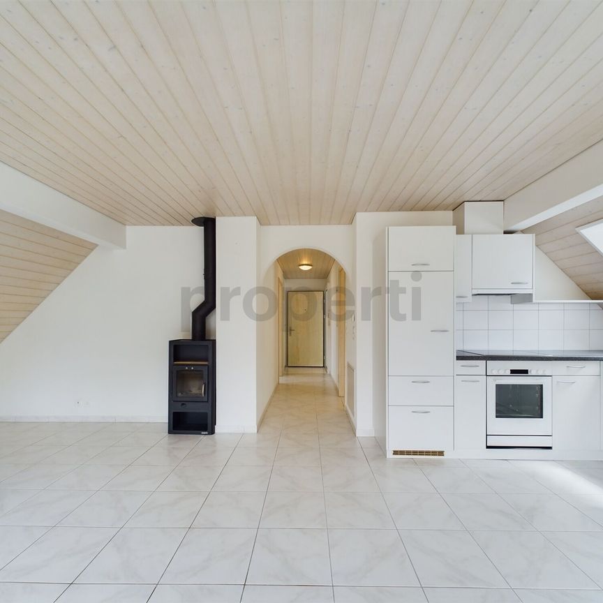 Modern 2.5-room attic apartment with balcony, Grindel - Foto 1