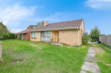 37 Sunset Boulevard, Jacana, VIC 3047 - Photo 4