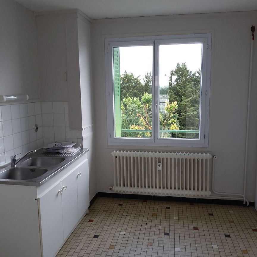 Appartement T4 dans résidence sécurisée proche de la piscine - Photo 1