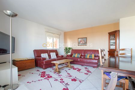 Saint-cergues 4 pièce de 90m2 avec garage et balcon - Photo 2