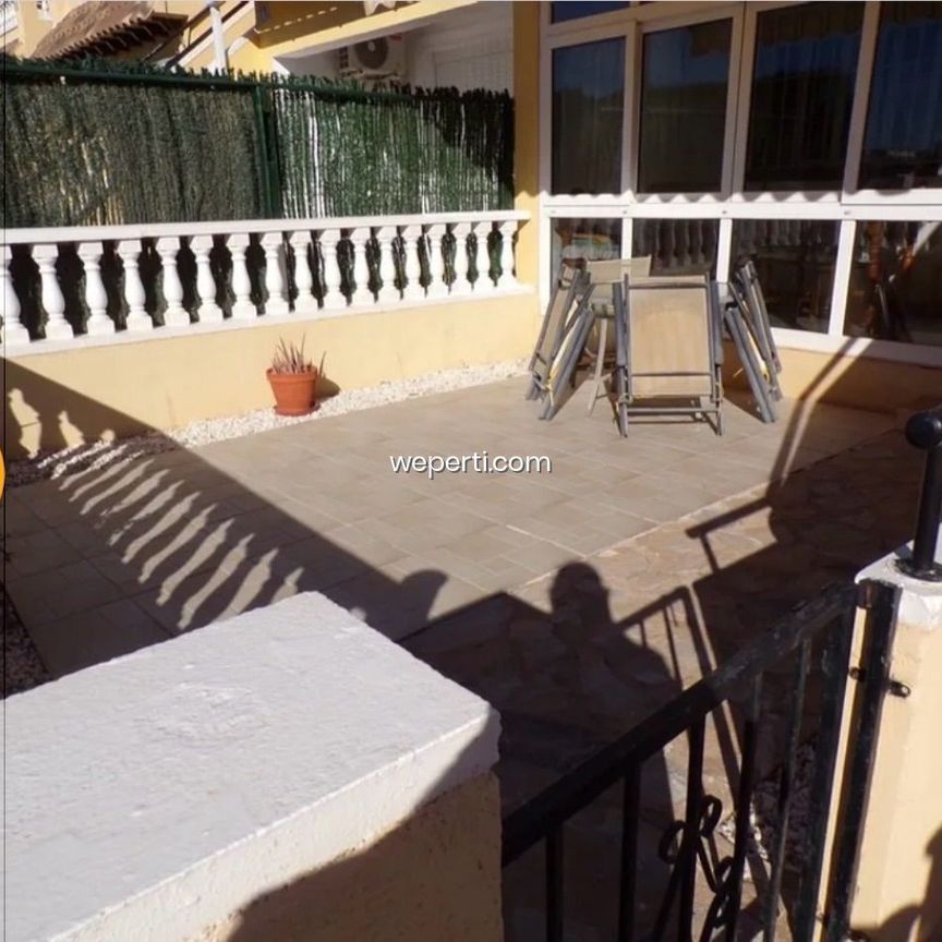 Apartment in Alicante, for rent - Photo 1