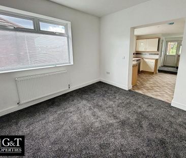 3 bedroom end of terrace house to rent - Photo 3