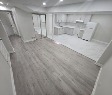 For Lease - 60 Nuffield Street, Brampton, Ontario - Photo 5