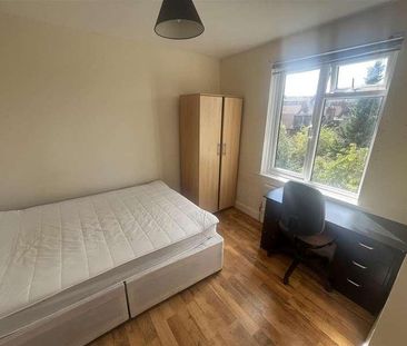 Milner Road, Brighton, BN2 - Photo 4