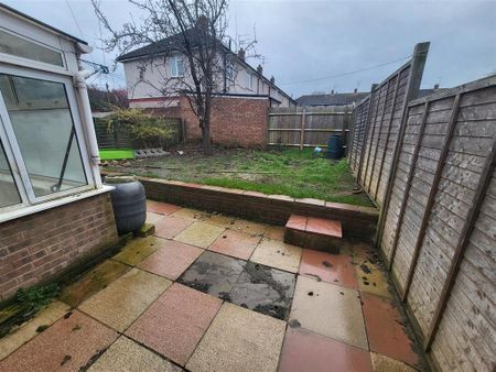 3 bedroom terraced house to rent - Photo 4