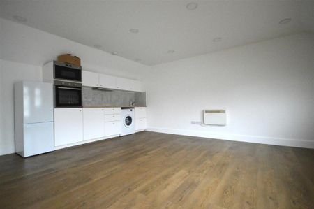 1 bedroom maisonette to rent - Photo 4