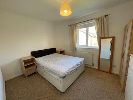 Acorn Grove, Cardiff, Pontprennau - Photo 3