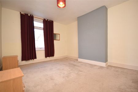 20, Cross Flatts Drive, Leeds, West Yorkshire, LS11 7HY - Photo 3