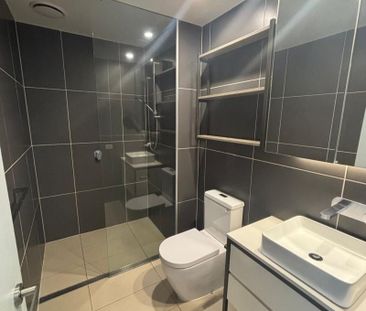 Sophisticated Living in the Heart of Moonee Ponds - Photo 5