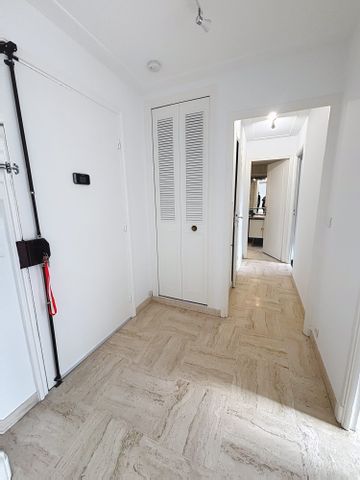 Location Appartement 2 pièces 54m² CANNES 06400 - Photo 5
