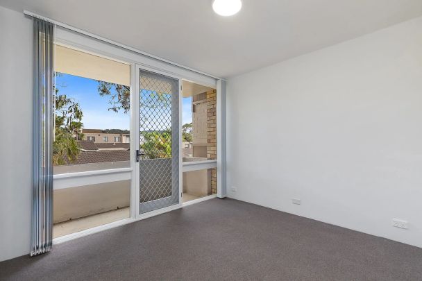 Rennovated Apartment In Tranquil Address Inspect Now - 0401 950 044 - Photo 1