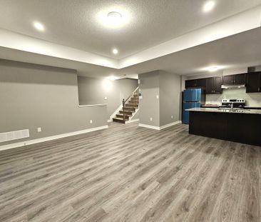 For Lease - 230 ANYOLITE Private, Barrhaven, Ontario - Photo 3