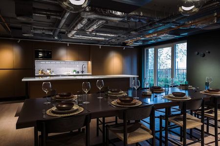 2 bedroom apartment - Photo 2