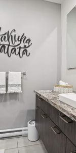 2 CH - 2 SDB - Bromont - $2,100 /mo - Photo 4