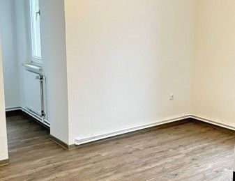 Frisch renovierte 2,5 Zimmer-Wohnung! - Photo 1