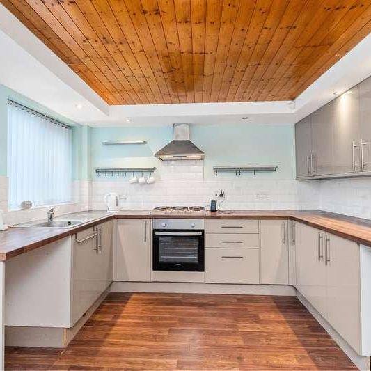 Pennant Close, Birchwood, WA3 - Photo 1